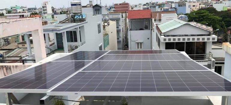 Tấm Pin Điện Năng Lượng Mặt Trời 01